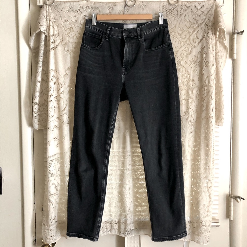 Everlane Cheeky Jean 27 Crop in Washed Black